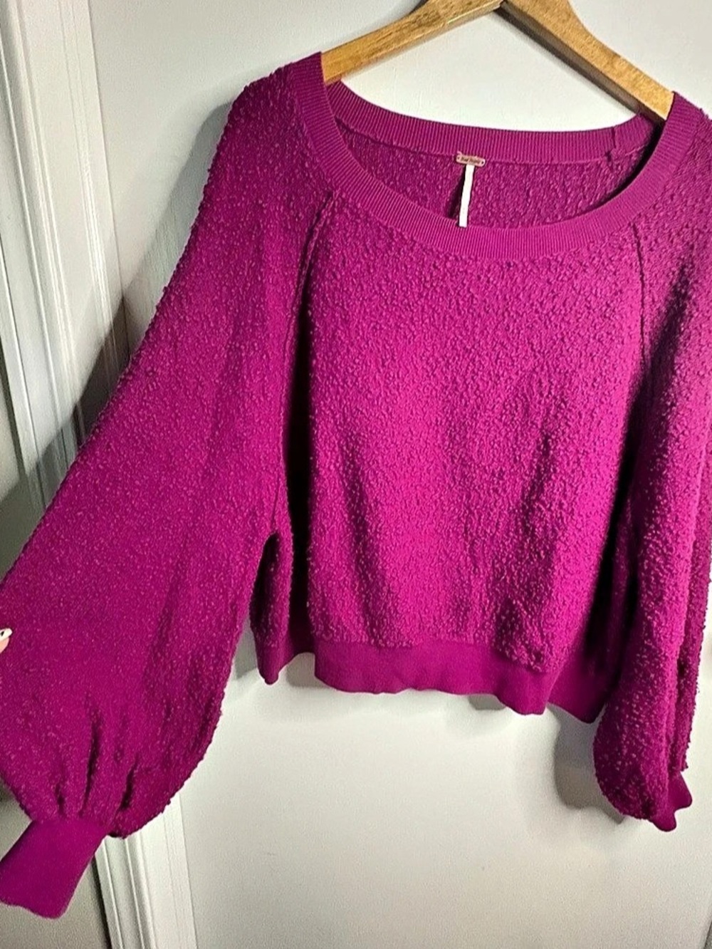 Free People Sz M When It Rains Pullover Texture Round Neck Puff Sleeve Pink Boho